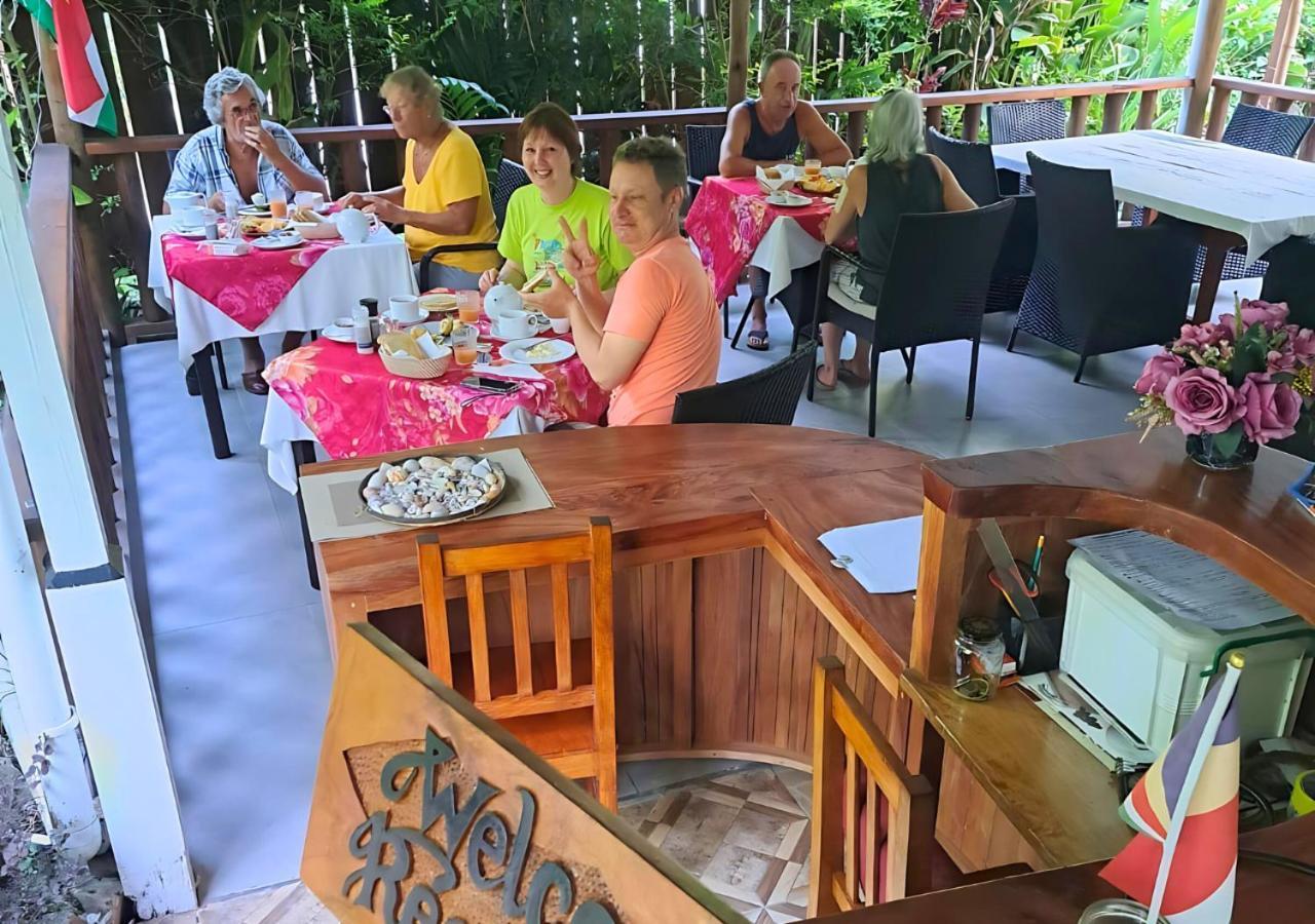 לה דיג Buisson Guesthouse מראה חיצוני תמונה