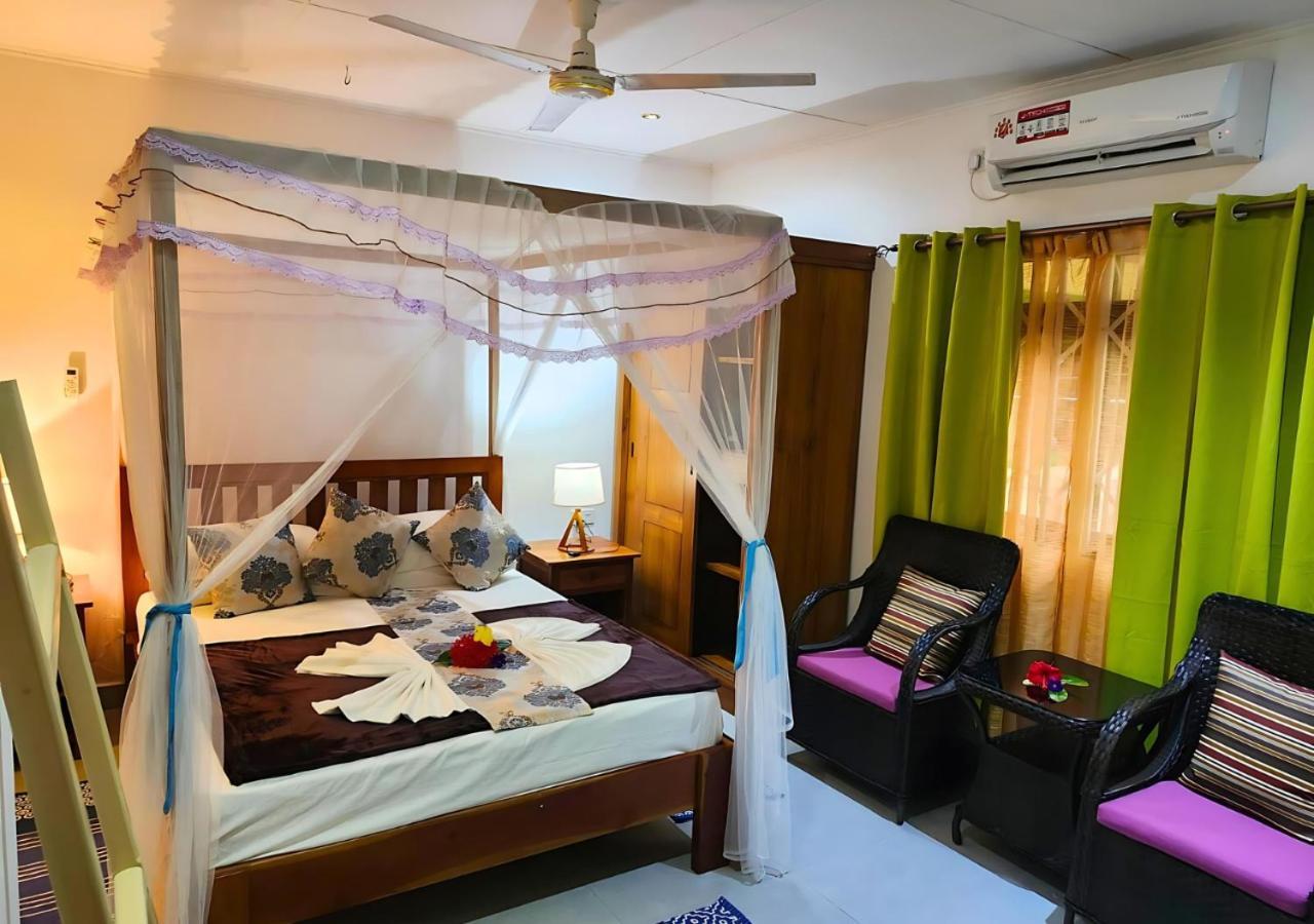 לה דיג Buisson Guesthouse מראה חיצוני תמונה
