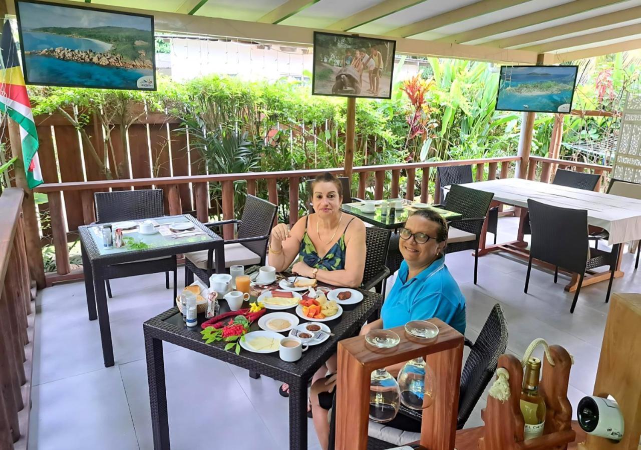 לה דיג Buisson Guesthouse מראה חיצוני תמונה