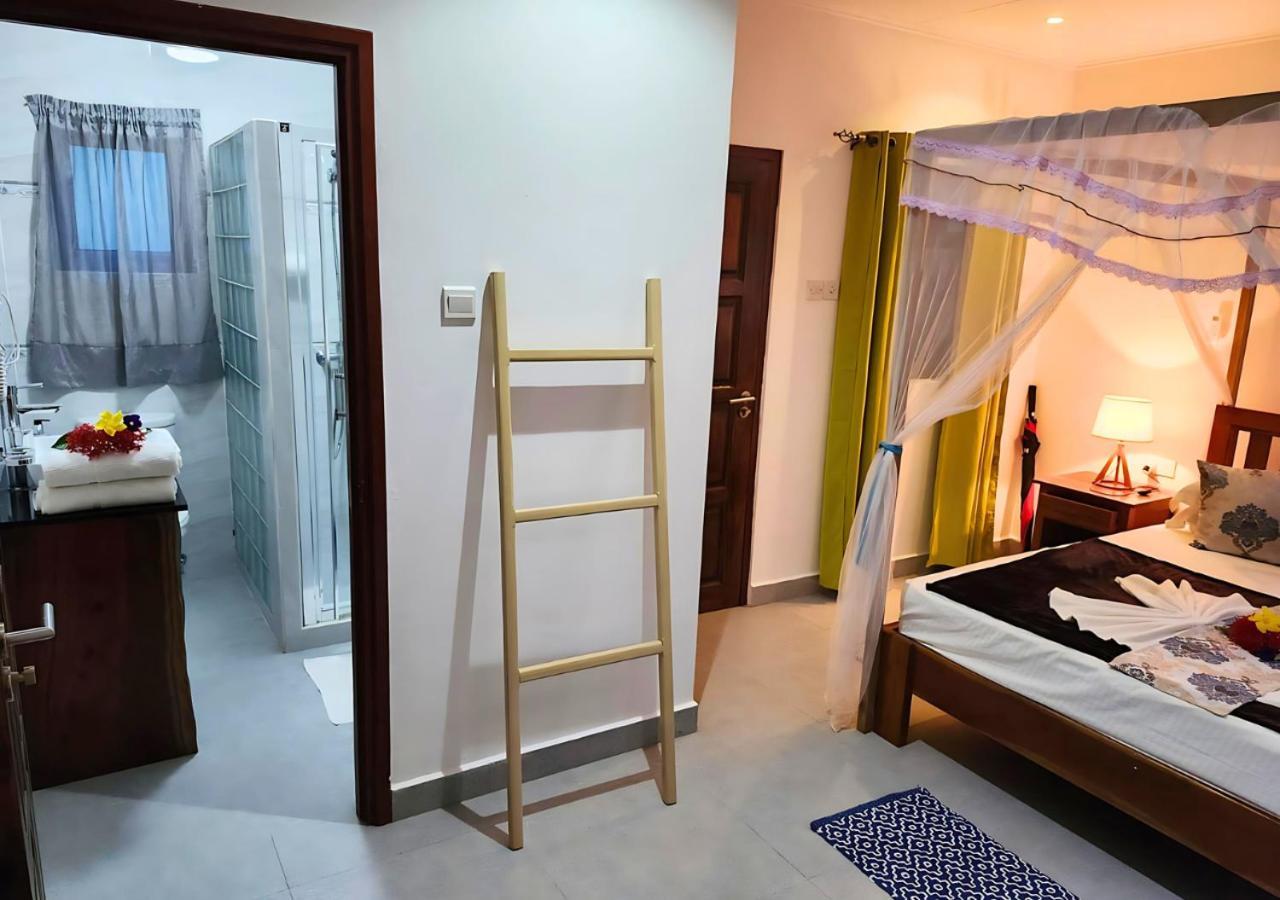 לה דיג Buisson Guesthouse מראה חיצוני תמונה