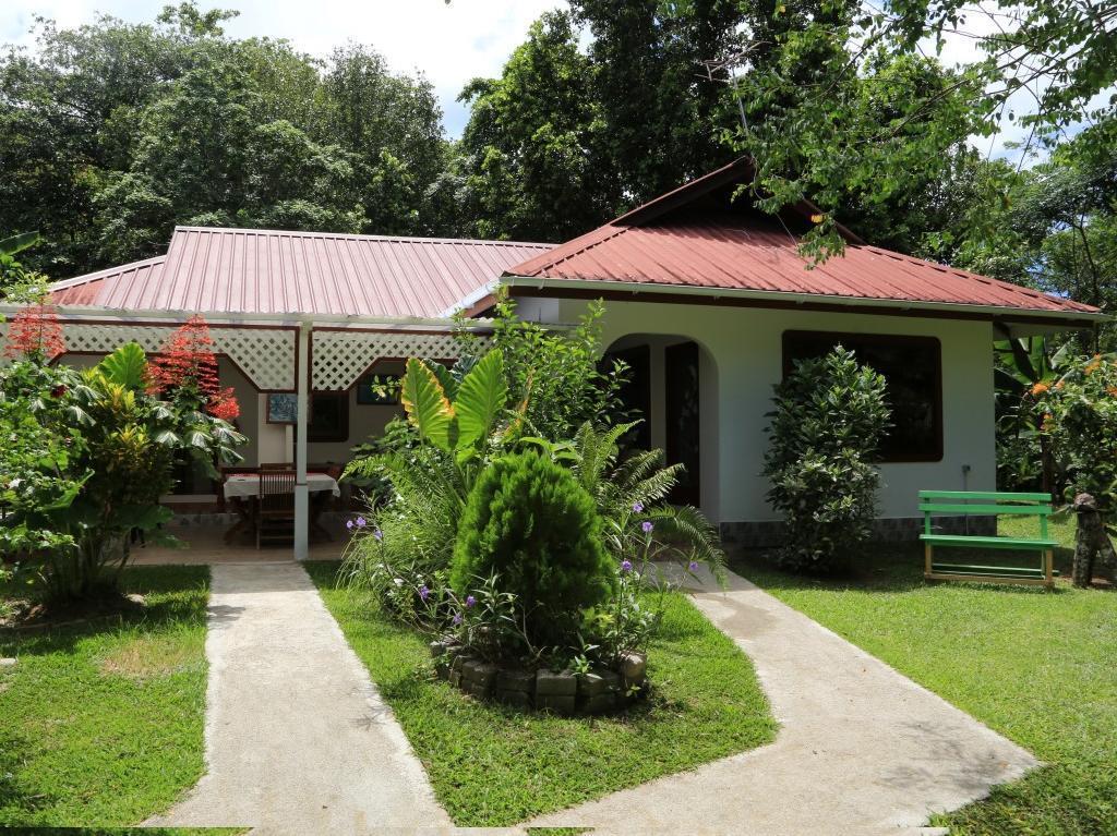 לה דיג Buisson Guesthouse מראה חיצוני תמונה
